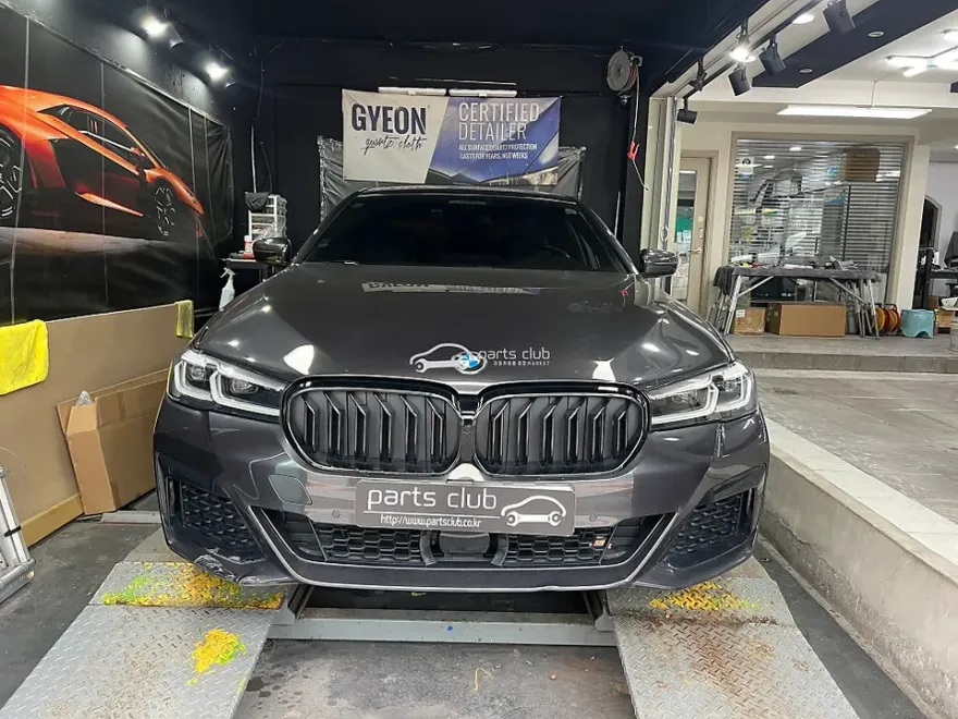 BMW 5 Series G30 body repair installation result