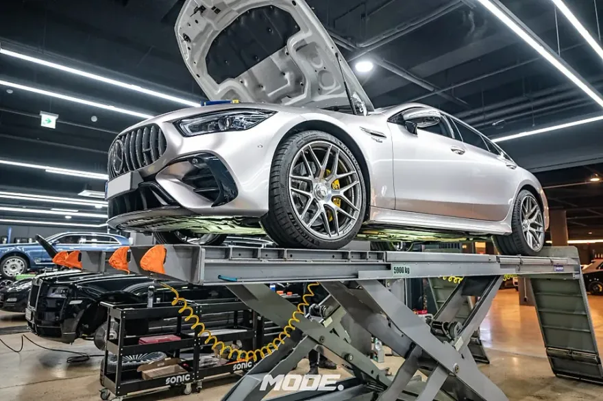 Mercedes-Benz AMG GT 43 PPF施工事例|費用目安・仕上がり 施工写真 3-2