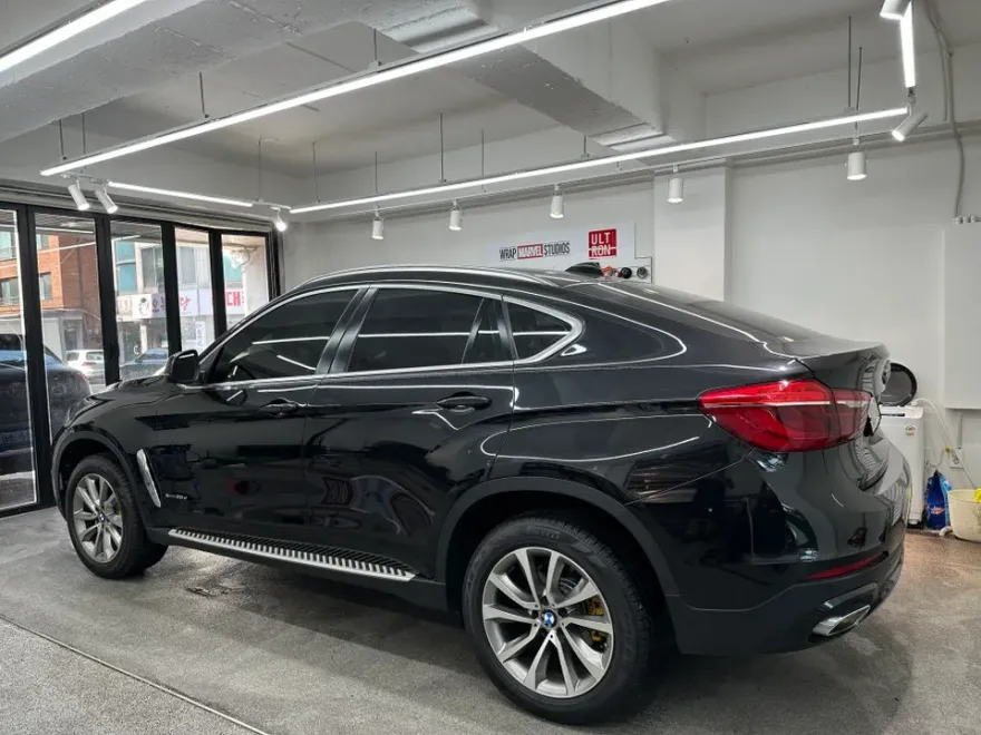 BMW X6 F16のカーラッピング事例｜費用目安・仕上がり 施工写真 2-2