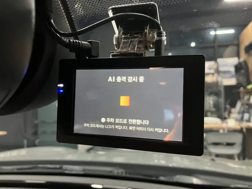MINI Clubmanのドラレコ取付事例|韓国での施工費用目安 施工写真 3-3