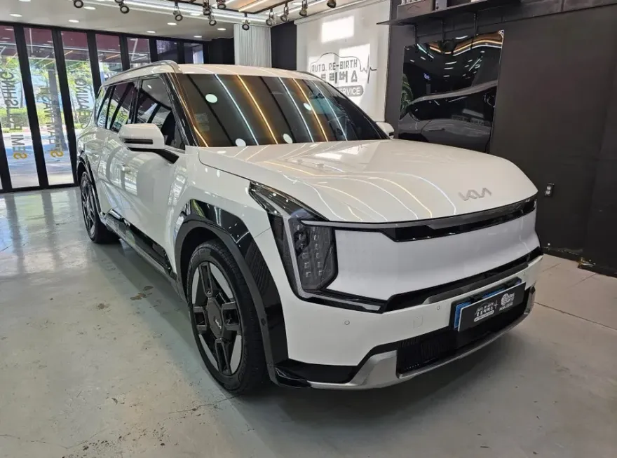Kia EV9のカーフィルム施工事例|費用目安と仕上がり 施工写真 1-1