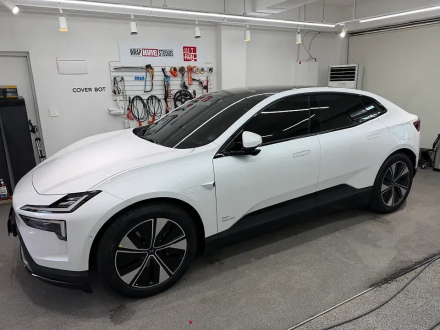Polestar 4のPPF施工事例|費用目安・仕上がり 施工写真 2-3