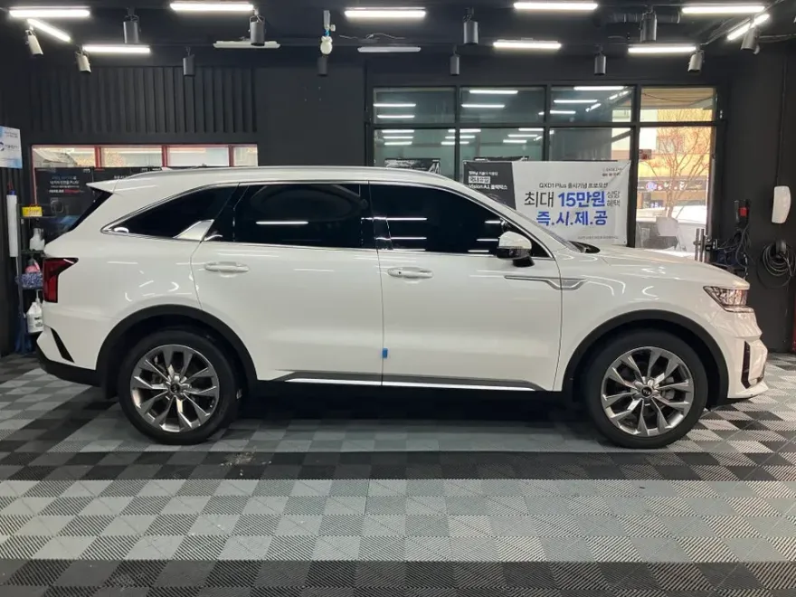 Kia Sorentoのカーフィルム施工事例｜費用目安・仕上がり 施工写真 2-1