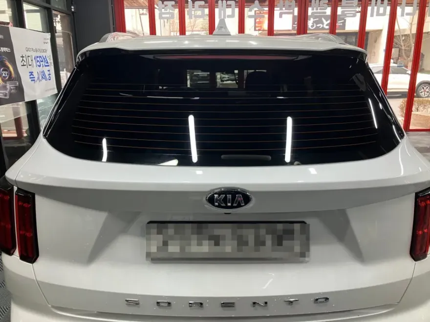 Kia Sorentoのカーフィルム施工事例｜費用目安・仕上がり 施工写真 1-2