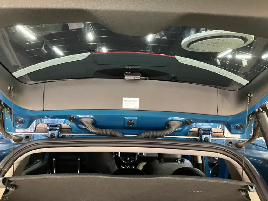 MINI Countryman F60のドラレコ取付事例|費用目安と仕上がり 施工写真 1-2