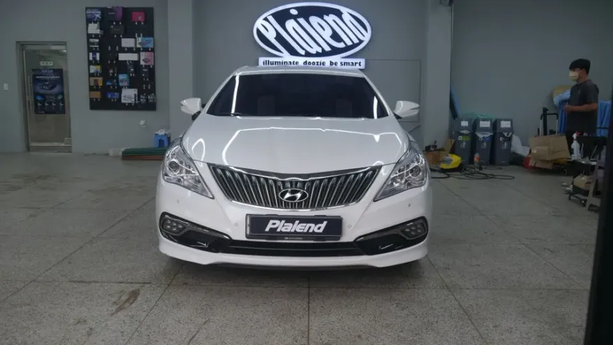 Hyundai Grandeur HGのカーフィルム施工事例|費用目安・仕上がり 施工写真 1-1