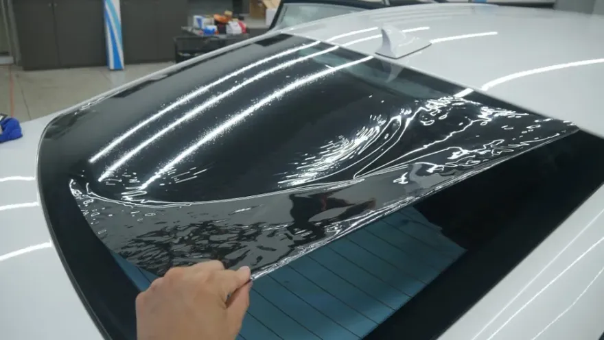 Hyundai Grandeur HGのカーフィルム施工事例|費用目安・仕上がり 施工写真 1-3