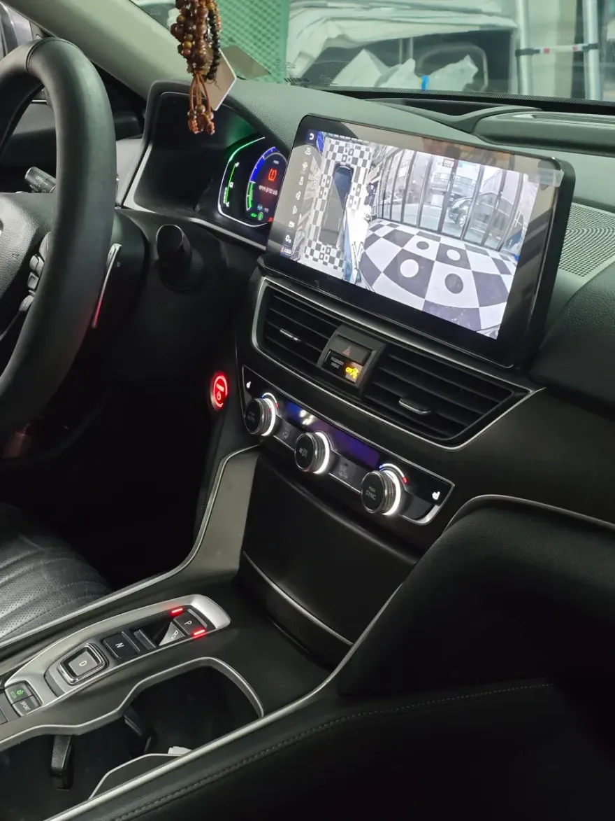 Honda Accord android head unit - Honda Accord Android Head Unit Review: Big Screen Upgrade photo 5
