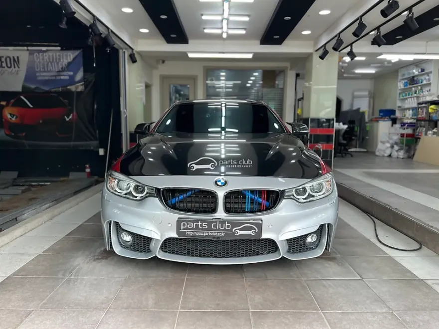 BMW 4 Seriesのカーラッピング事例|費用目安・仕上がり 施工写真 2-2