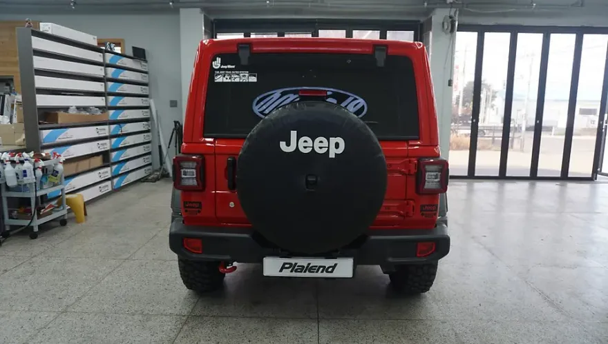 Jeep Wrangler surround view camera - Jeep Wrangler 360 Camera Review: Enhanced Parking photo 4