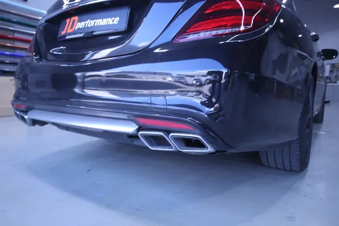 Mercedes-Benz S-Class W222のカーラッピング事例|費用目安・仕上がり 施工写真 3-3