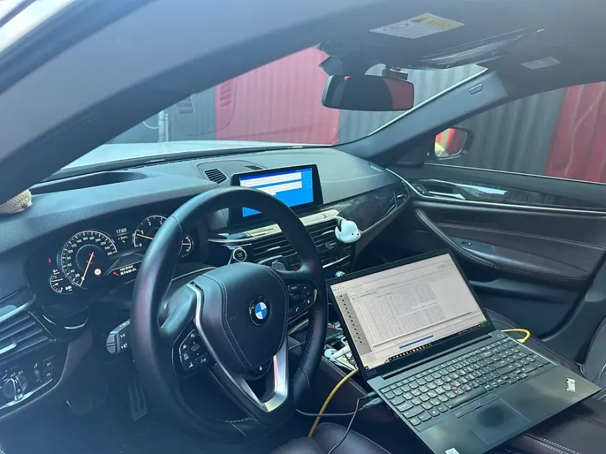 BMW 5 Series G30 android head unit - BMW 5 Series G30 CarPlay Retrofit Review photo 4