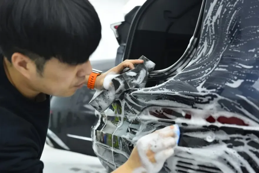Lincoln NautilusのPPF施工事例|費用目安と仕上がり 施工写真 3-2