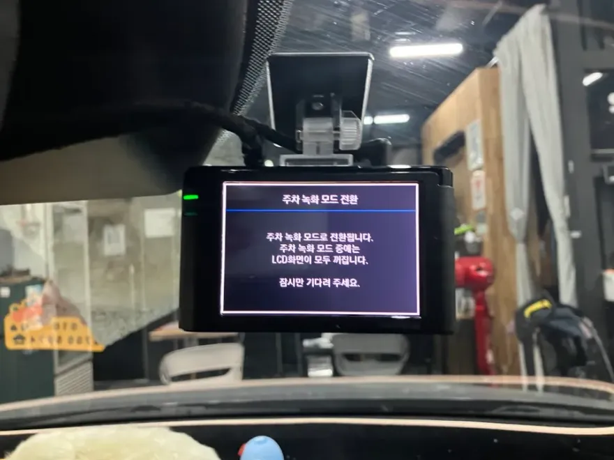 Hyundai Elantraのドラレコ取付事例|費用目安・仕上がり 施工写真 3-2