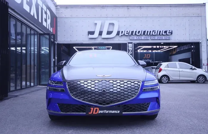Genesis G80 RG3 vinyl wrap - Genesis G80 RG3 Vinyl Wrap Review: High Gloss Two-Tone Cost photo 5