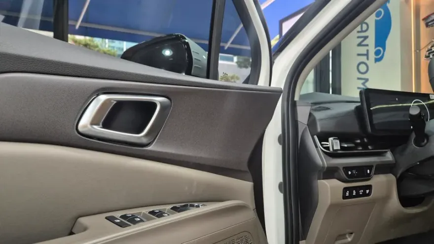 Kia Carnival KA4 seat ventilation - Kia Carnival KA4 Seat Climate Upgrade Review photo 3