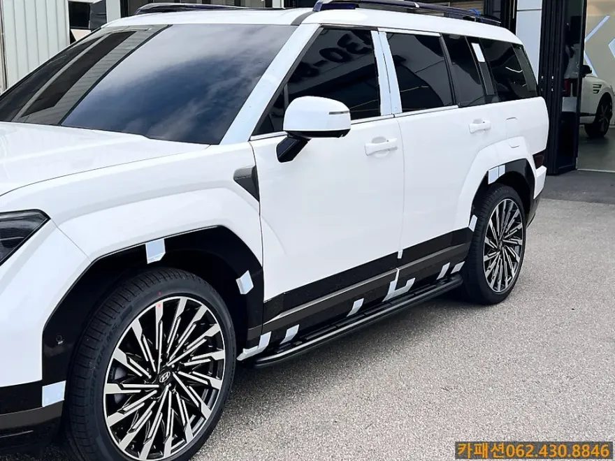 Hyundai Santa Fe MX5 body kit - Hyundai Santa Fe MX5 Body Kit Installation Review photo 4