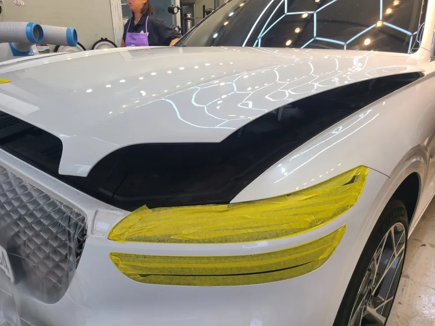Genesis GV70のガラスコーティング事例|費用目安と仕上がり 施工写真 4-2