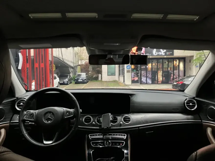 Mercedes-Benz W213 カーフィルム施工事例|費用目安・仕上がり 施工写真 3-2