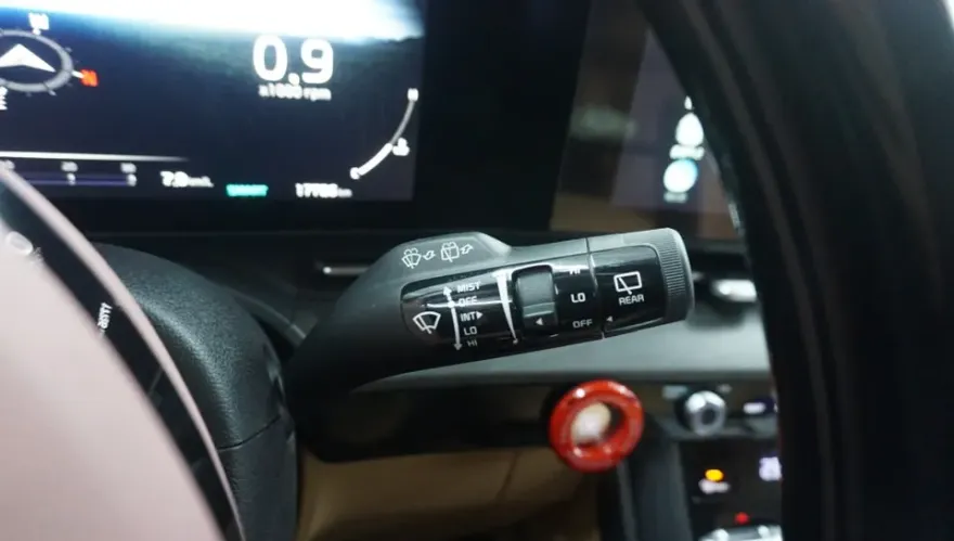 Kia Carnival KA4 oem options - Kia Carnival KA4 OEM Options Review — Factory Upgrade Cost photo 3