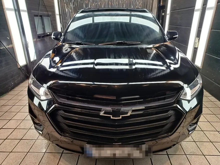 Chevrolet Traverseのガラスコーティング事例|費用目安と仕上がり 施工写真 2-2