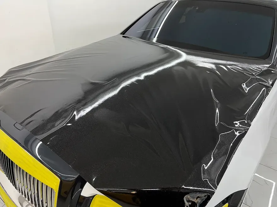 Rolls-Royce Ghostのカーラッピング事例|費用目安・仕上がり 施工写真 3-1