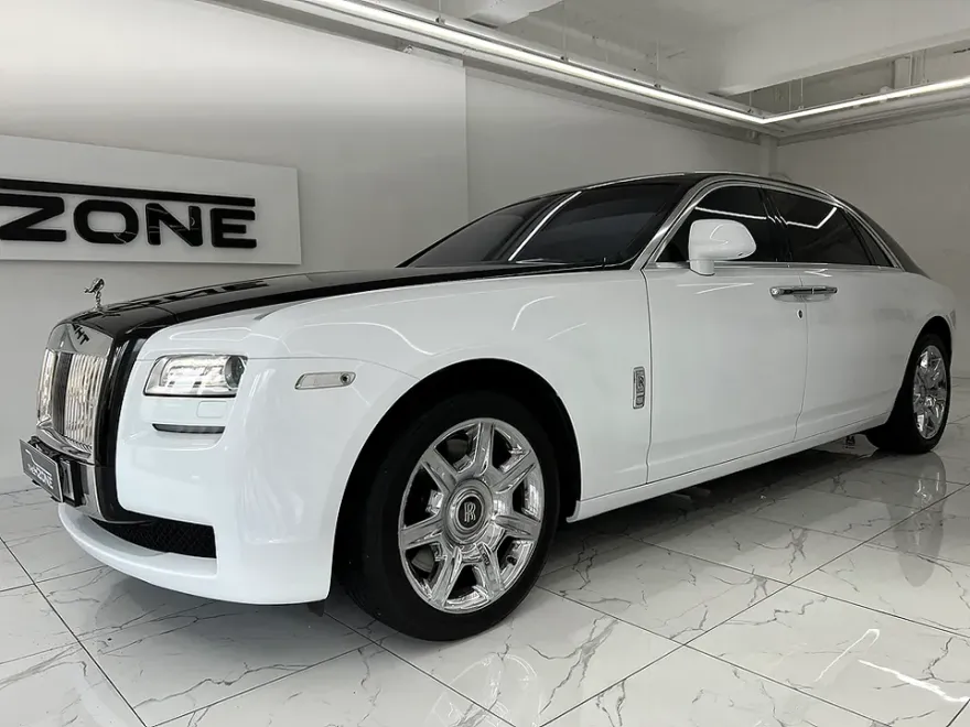 Rolls-Royce Ghostのカーラッピング事例|費用目安・仕上がり 施工写真 2-2
