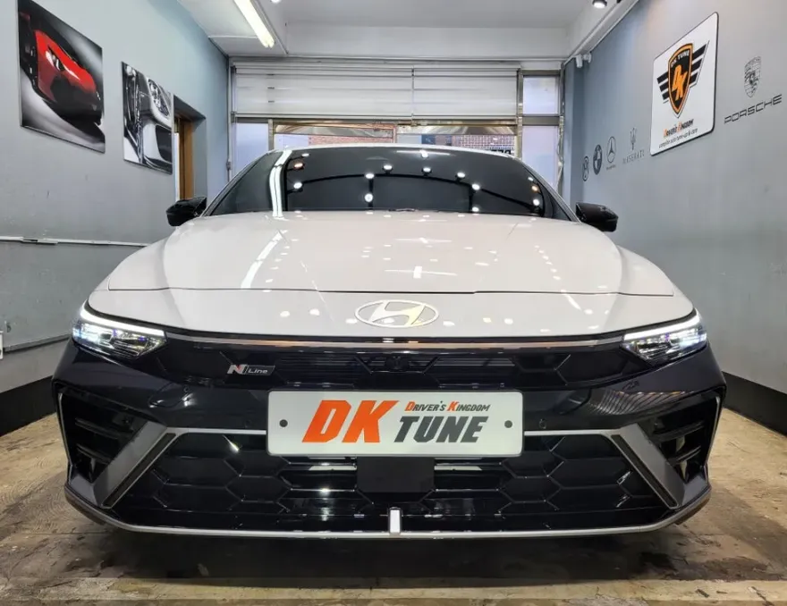 Hyundai Elantra CN7のガラスコーティング事例｜費用目安・仕上がり 施工写真 1-3