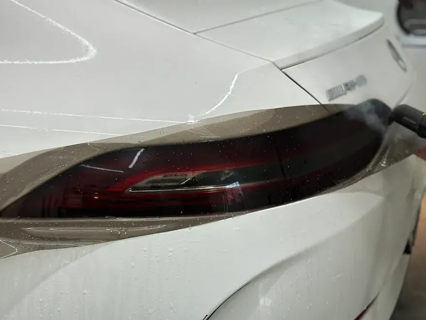Mercedes-Benz AMG GT 43 PPF施工事例|費用目安・仕上がり 施工写真 2-3