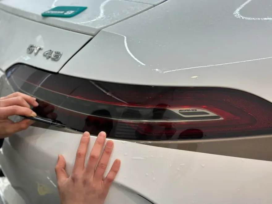 Mercedes-Benz AMG GT 43 PPF施工事例|費用目安・仕上がり 施工写真 3-3