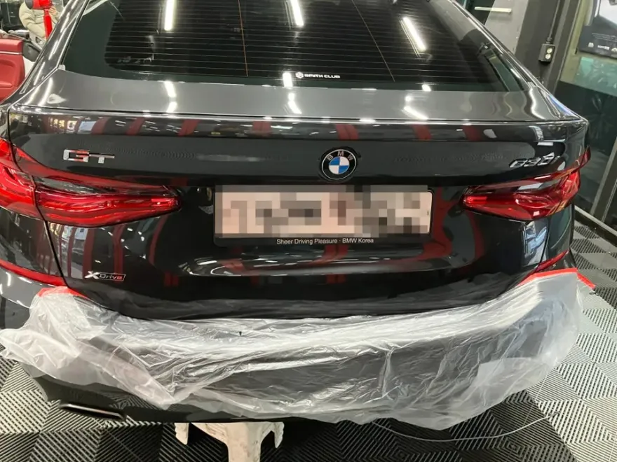 BMW 6 Series GT ドラレコ取付事例|費用目安と仕上がり 施工写真 1-1
