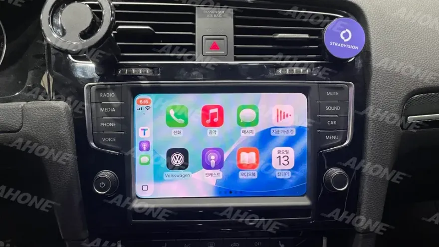 Volkswagen GolfのAndroid Auto・CarPlay取付事例 施工写真 4-2