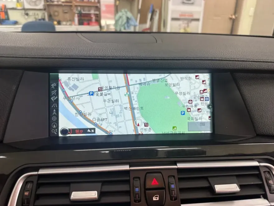 BMW 7 Series ambient lighting - BMW 7 Series Ambient Lighting Review — Cost & Results photo 4