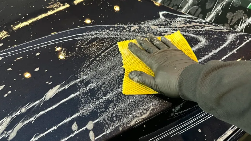 Hyundai Grandeur IGのカーフィルム施工事例|費用目安・仕上がり 施工写真 1-2