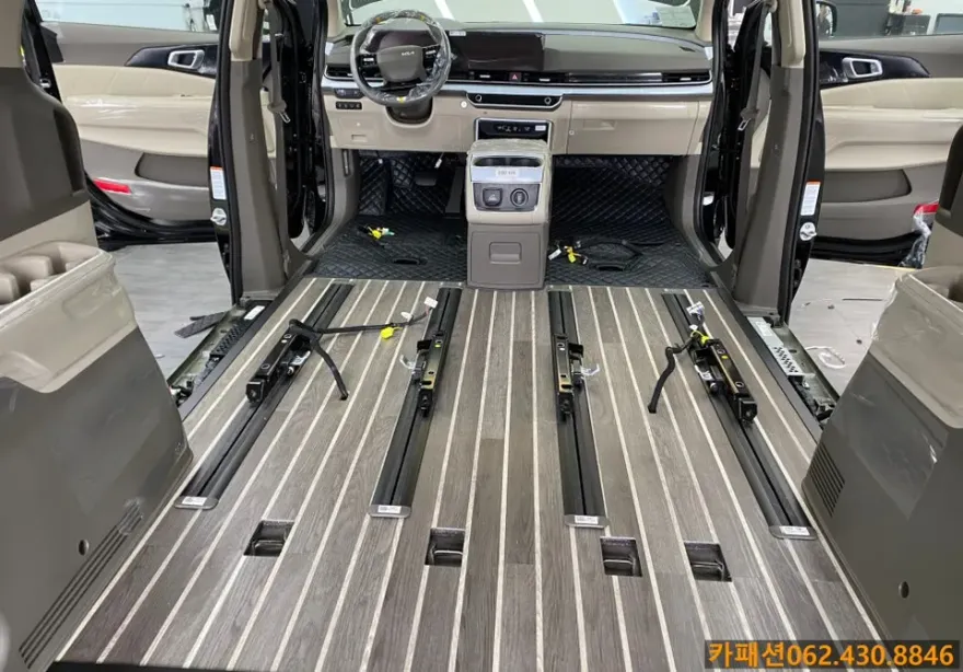 Kia Carnival KA4のカーフィルム施工事例|費用目安・仕上がり 施工写真 2-2