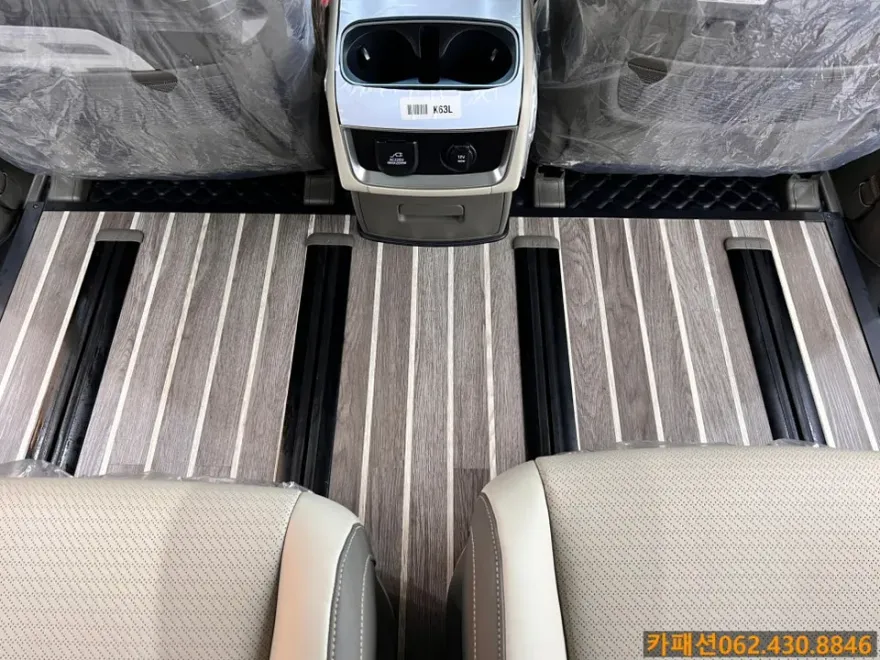 Kia Carnival KA4のカーフィルム施工事例|費用目安・仕上がり 施工写真 3-3