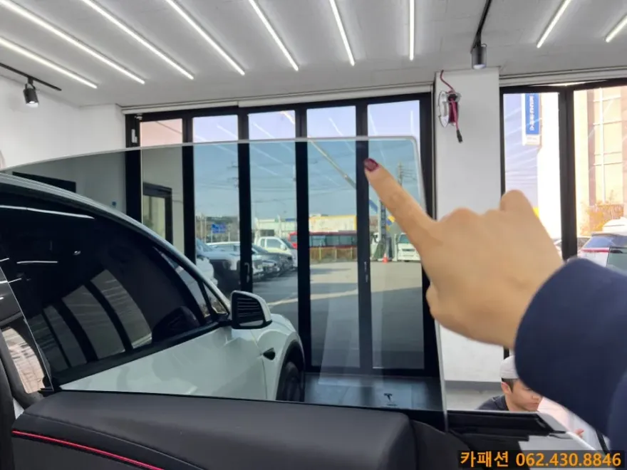 Tesla Model Y window tinting - Tesla Model Y Window Tinting Review: Cost & Heat Rejection photo 4