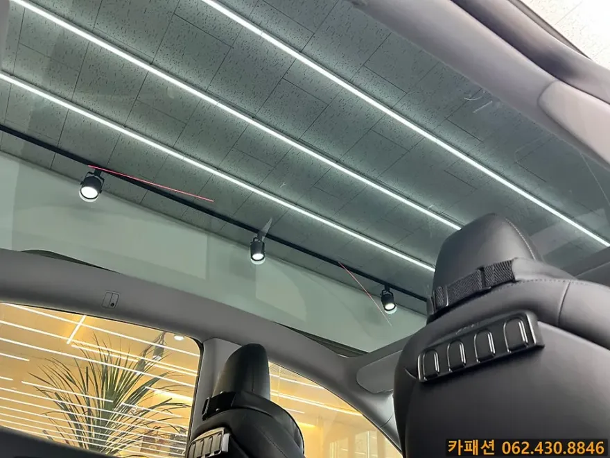 Tesla Model Yのカーフィルム施工事例 施工写真 3-2