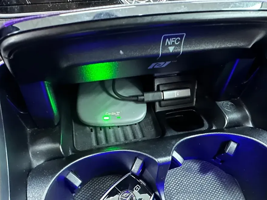 Mercedes-Benz E300のAndroid Auto・CarPlay取付事例 施工写真 4-1