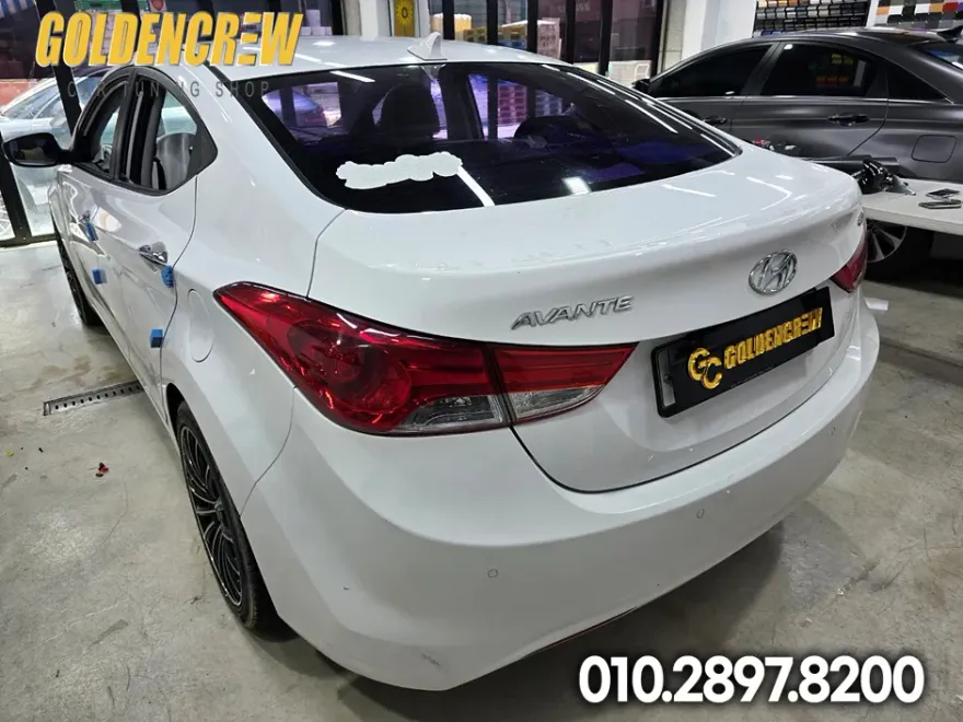 Hyundai Elantraのカーフィルム施工事例｜断熱・UVカット効果 施工写真 1-2