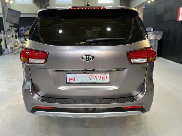 Kia Carnival KA4 PPF施工事例:無光クロームラッピングとの組み合わせ 施工写真 1-2