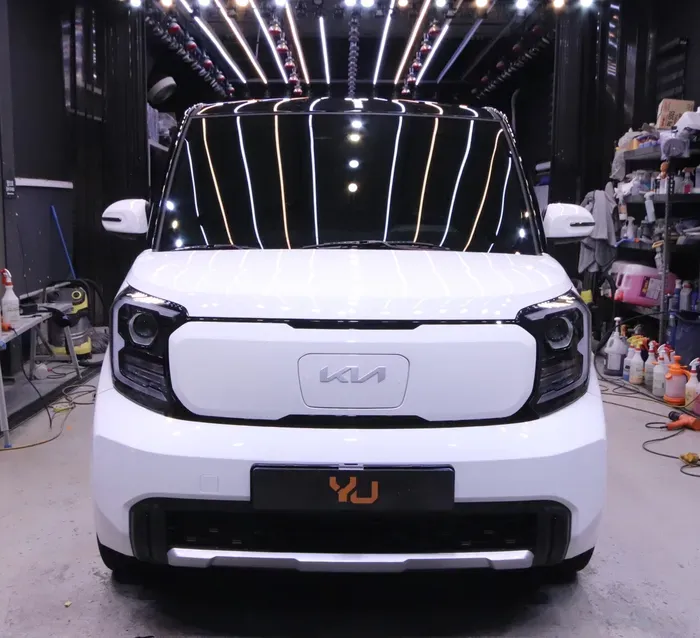 Kia Ray EVのガラスコーティング事例 施工写真 3-2