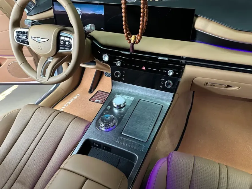 Genesis G80 RG3 interior customization - Genesis G80 RG3 Interior Customization Review — Cost & Results photo 4