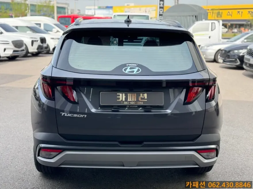 Hyundai Tucson NX4のカーフィルム施工事例|費用目安・仕上がり 施工写真 3-2
