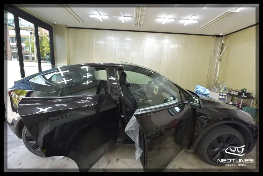 Tesla Model Yのカーフィルム施工事例｜費用目安・仕上がり 施工写真 2-1