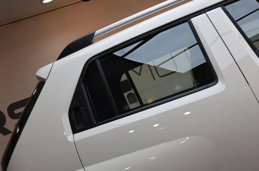 Hyundai Casperのカーフィルム施工事例|費用目安・仕上がり 施工写真 3-1