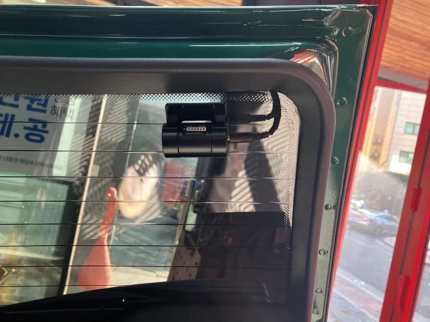 MINI Clubmanのドラレコ取付事例|費用目安・仕上がり 施工写真 1-3