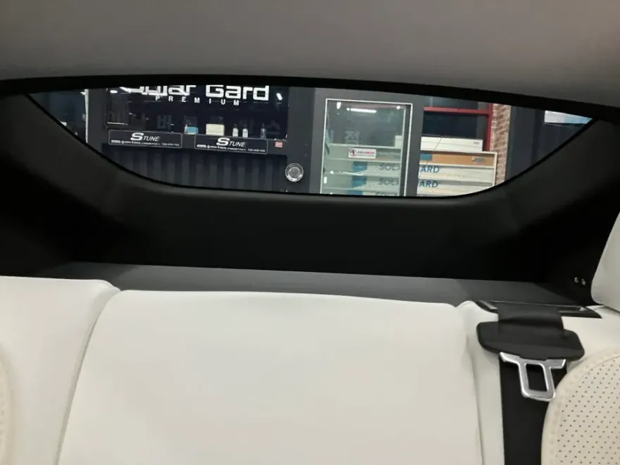 Tesla Model Yのカーフィルム施工事例|費用目安・仕上がり 施工写真 4-2