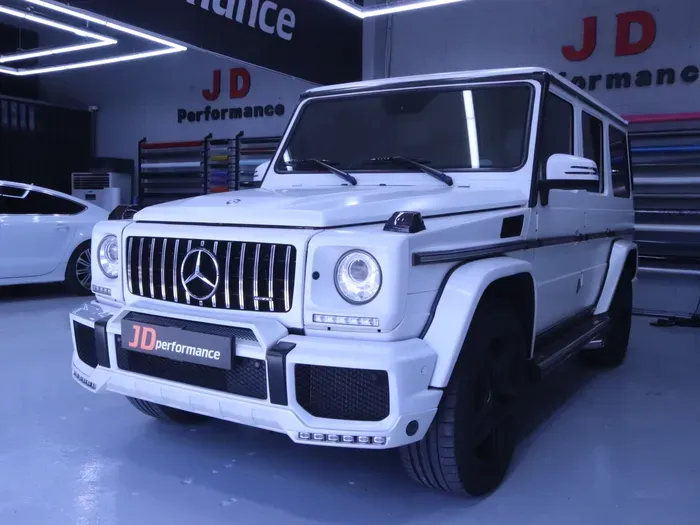 Mercedes-Benz G63 AMGのカーラッピング事例｜費用目安・仕上がり 施工写真 1-1
