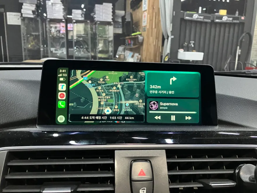 BMW 3 Series F30 カーフィルム施工事例|費用目安・仕上がり 施工写真 1-3